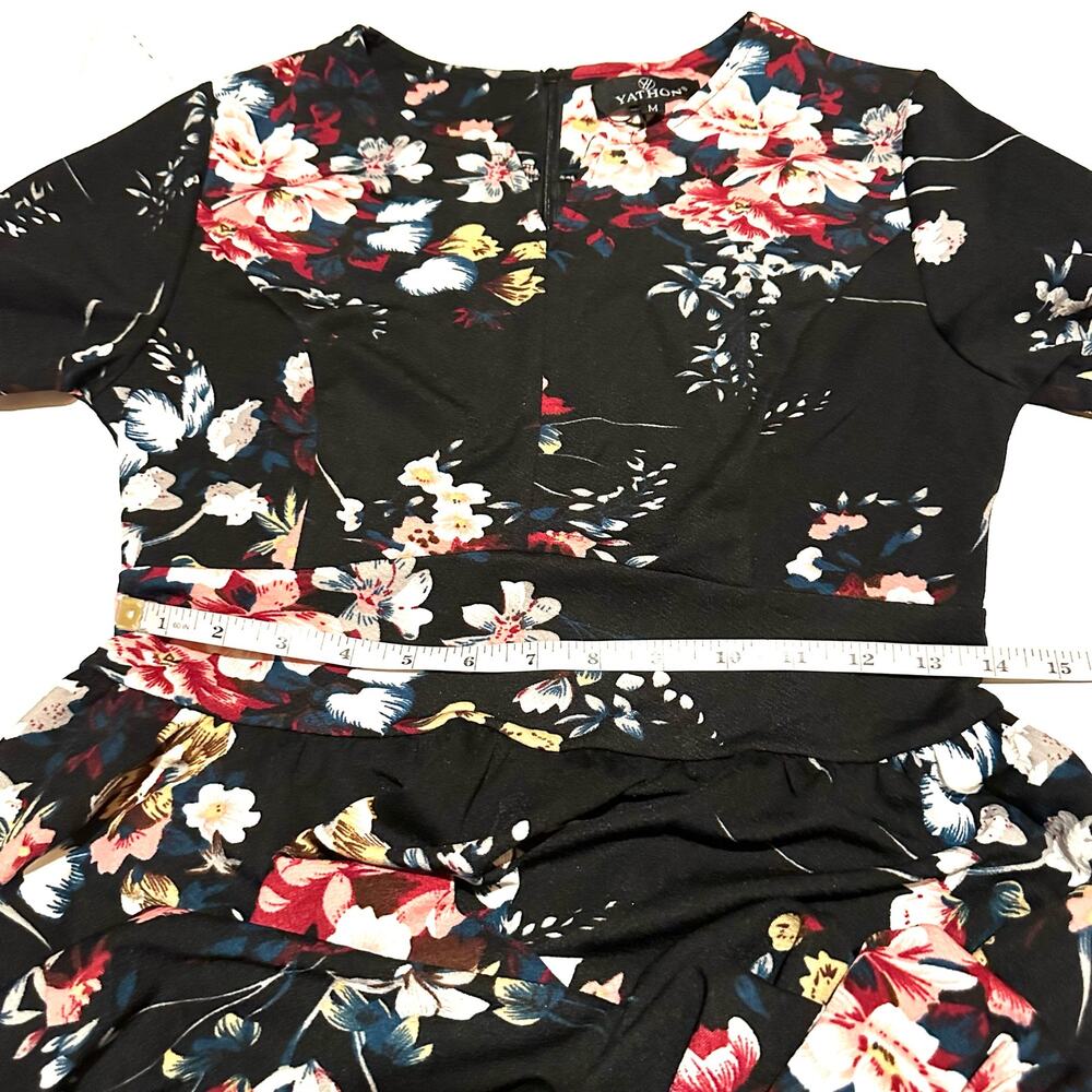 NWT Yathon Black Floral Short Sleeve Fit n' Flare Dress Women's M Medium - Picture 7 of 9